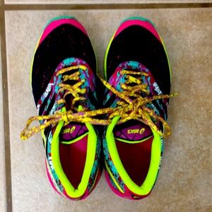 ASICS Noosa Tri shoes size 7